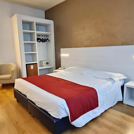 President Hotell 4*